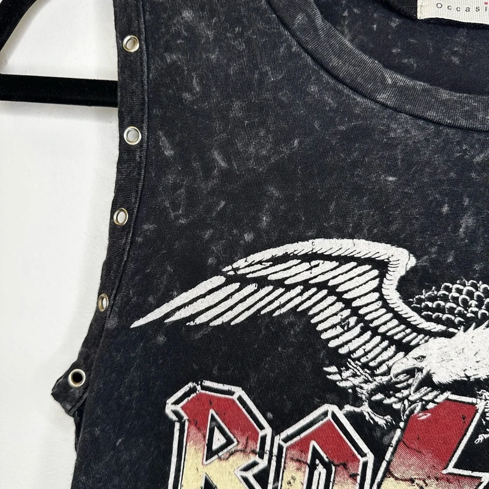Rock Graphic Sleeveless Top - Black - Picture 4 of 5